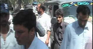 Mardan: Protest against government in Swat